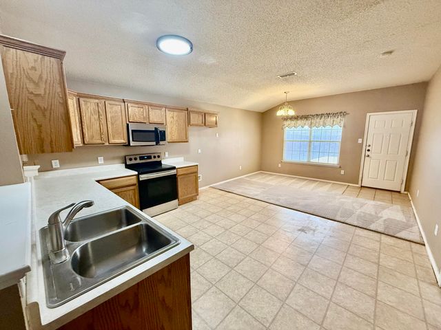 531 N Juneau Avenue, Lubbock, TX 79416