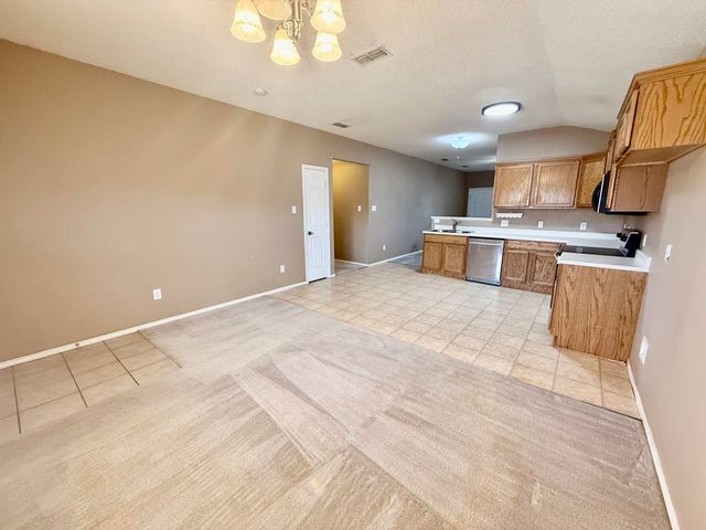 531 N Juneau Avenue, Lubbock, TX 79416