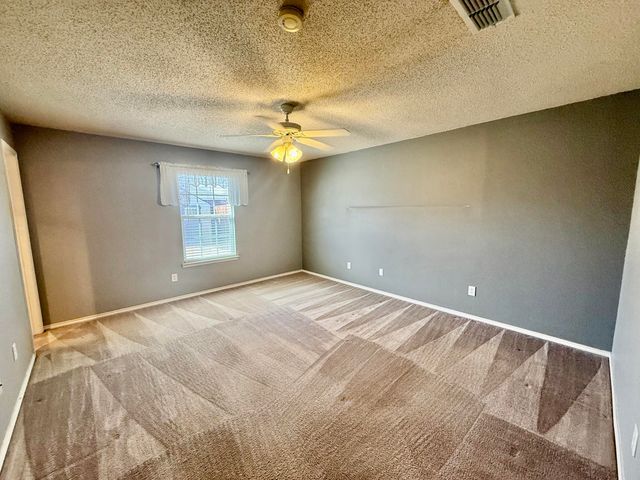 531 N Juneau Avenue, Lubbock, TX 79416