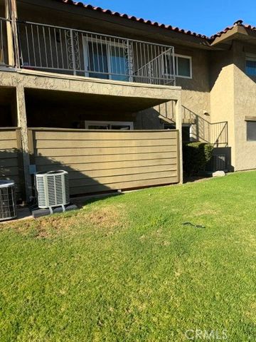 1518 Border B, Corona, CA 92882