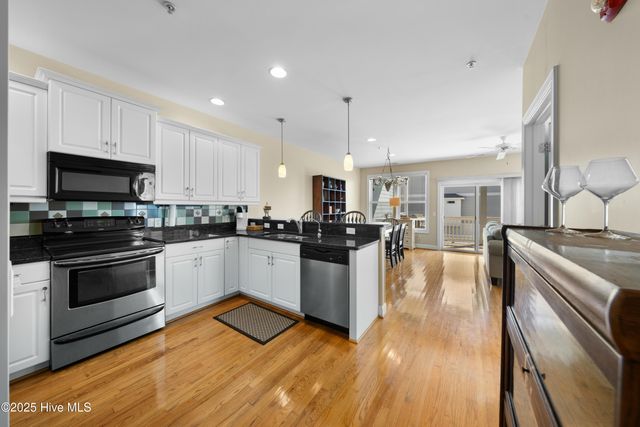 712 Saint Joseph Street Unit 103, Carolina Beach, NC 28428