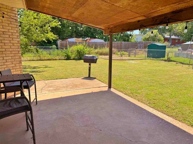 1613 NW 39th ST, Lawton, OK 73505