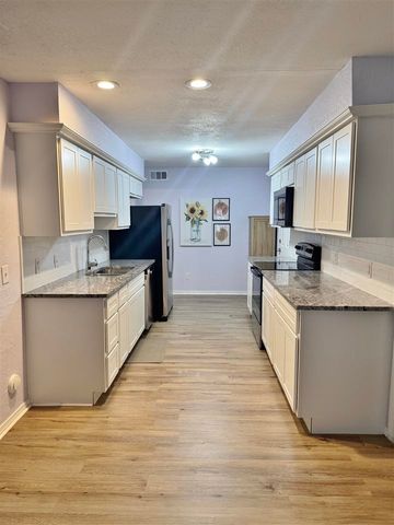 1613 NW 39th ST, Lawton, OK 73505