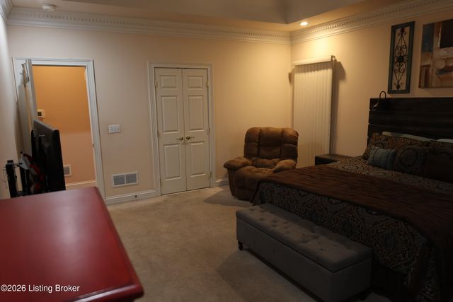 7606 Kendrick Crossing Ln, Louisville, KY 40291