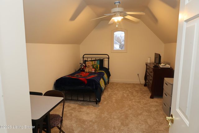 7606 Kendrick Crossing Ln, Louisville, KY 40291