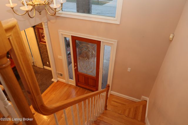 7606 Kendrick Crossing Ln, Louisville, KY 40291