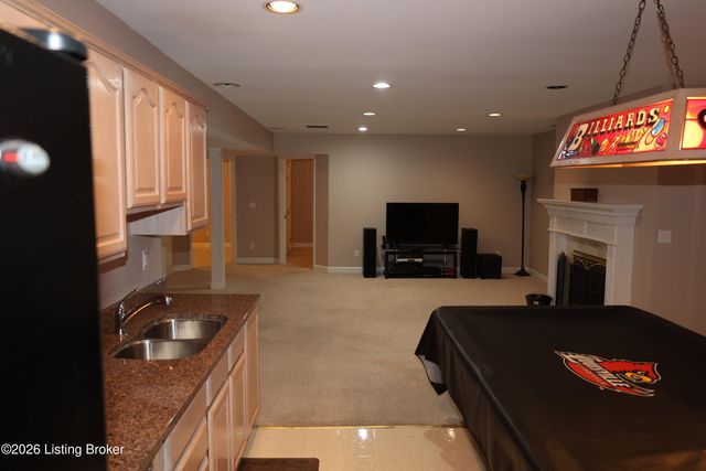 7606 Kendrick Crossing Ln, Louisville, KY 40291