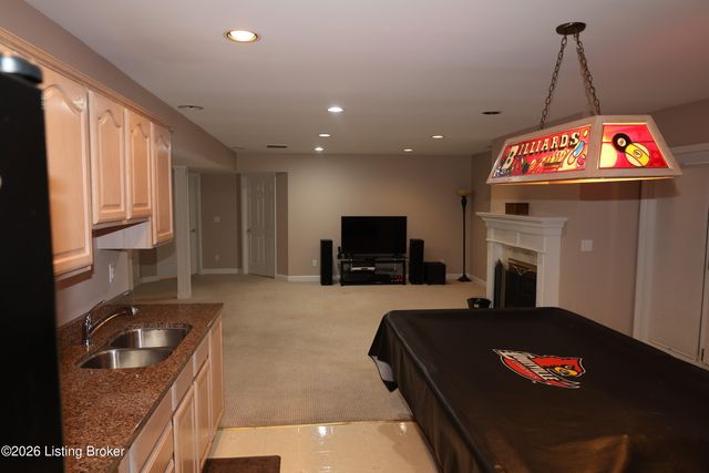 7606 Kendrick Crossing Ln, Louisville, KY 40291