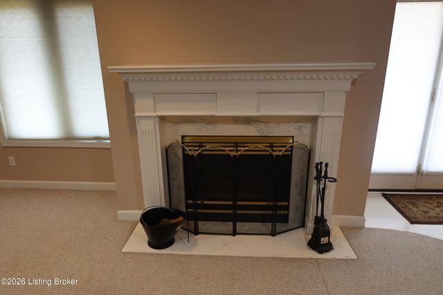 7606 Kendrick Crossing Ln, Louisville, KY 40291