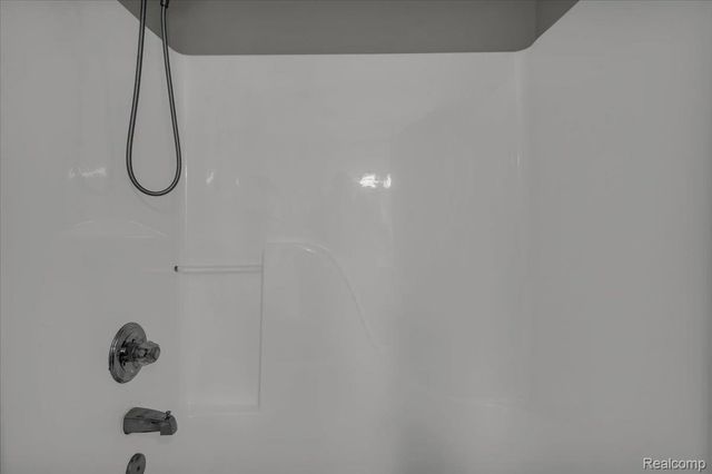 23676 Lori Drive, Brownstown Charter Township, MI 48134