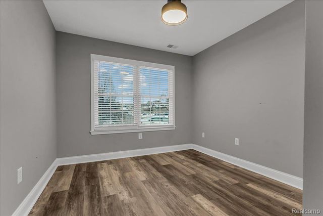 23676 Lori Drive, Brownstown Charter Township, MI 48134