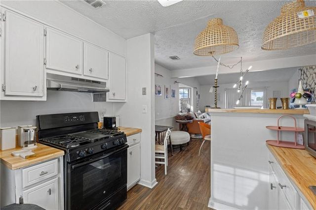 8260 Canyon Forge Drive, Riverdale, GA 30274