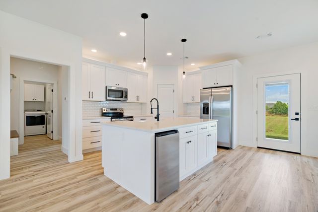 204 Private Road 33083, Sumner, TX 75486