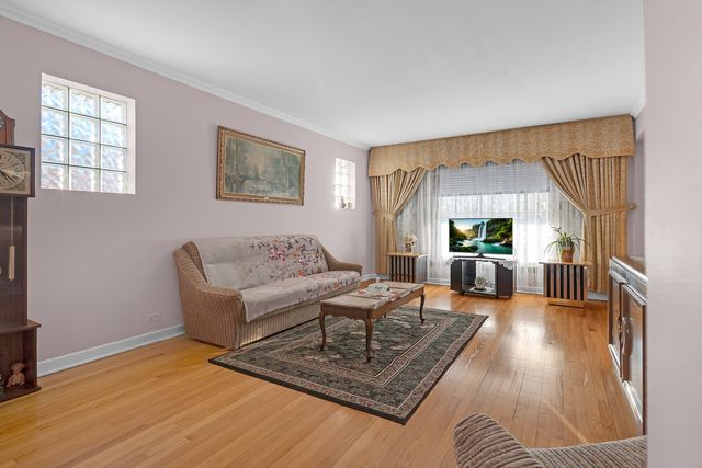 4501 N Osage Avenue, Norridge, IL 60706