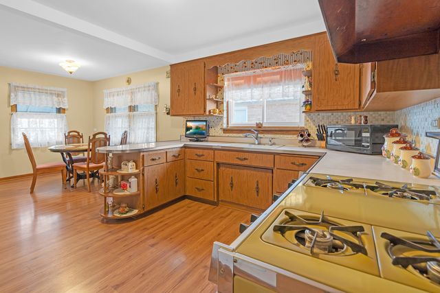 4501 N Osage Avenue, Norridge, IL 60706