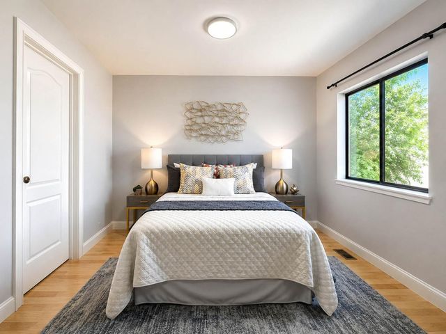 27 El Camino Real 1, Burlingame, CA 94010