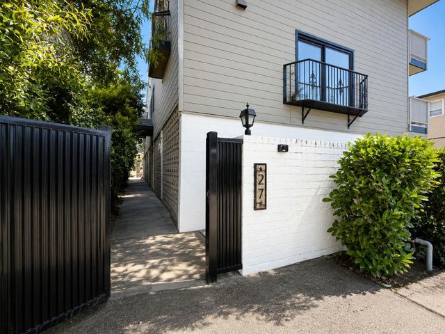 27 El Camino Real 1, Burlingame, CA 94010