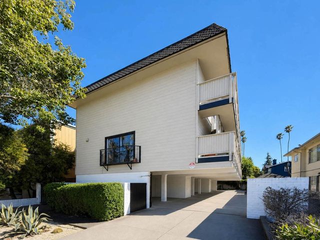 27 El Camino Real 1, Burlingame, CA 94010