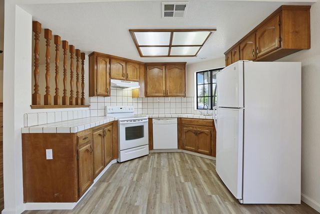 823 Domingo Ct, Turlock, CA 95380