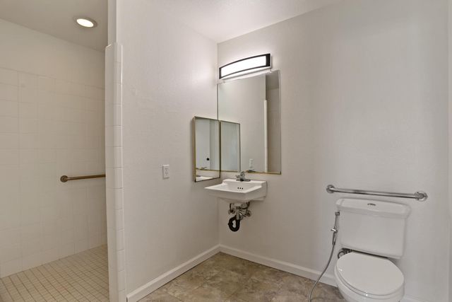 823 Domingo Ct, Turlock, CA 95380