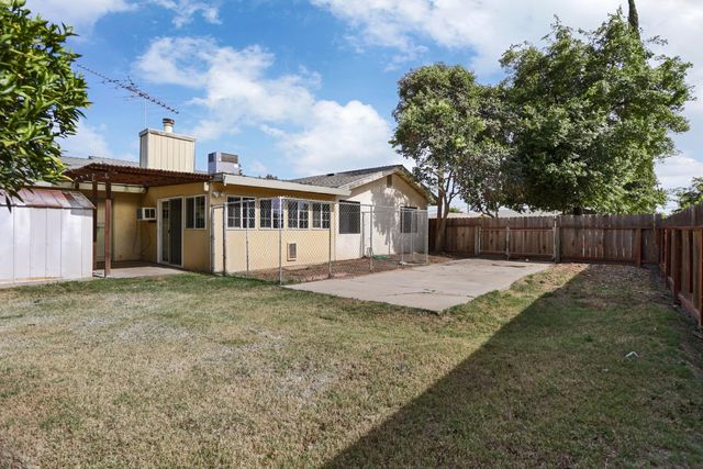 823 Domingo Ct, Turlock, CA 95380