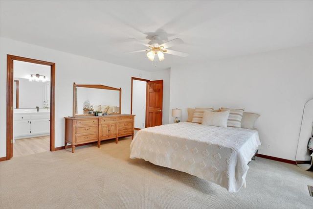 12126 Waxwing Ct, Penn Valley, CA 95946