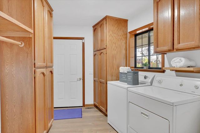 12126 Waxwing Ct, Penn Valley, CA 95946