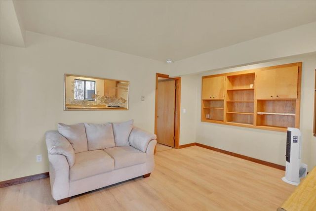 12126 Waxwing Ct, Penn Valley, CA 95946