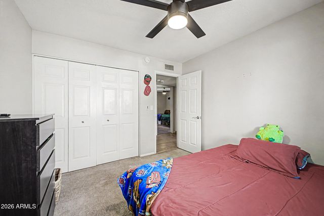 2914 W REDFIELD Road, Phoenix, AZ 85053