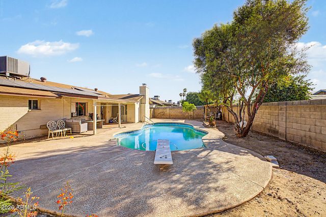 2914 W REDFIELD Road, Phoenix, AZ 85053