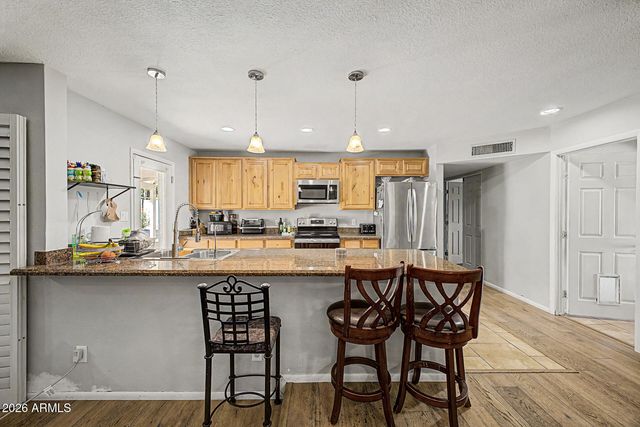 2914 W REDFIELD Road, Phoenix, AZ 85053