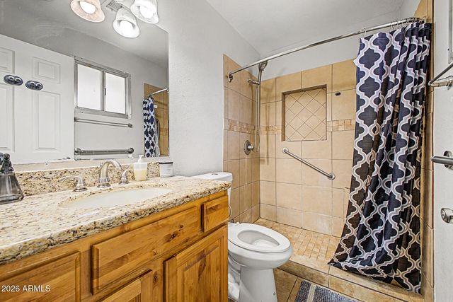 2914 W REDFIELD Road, Phoenix, AZ 85053