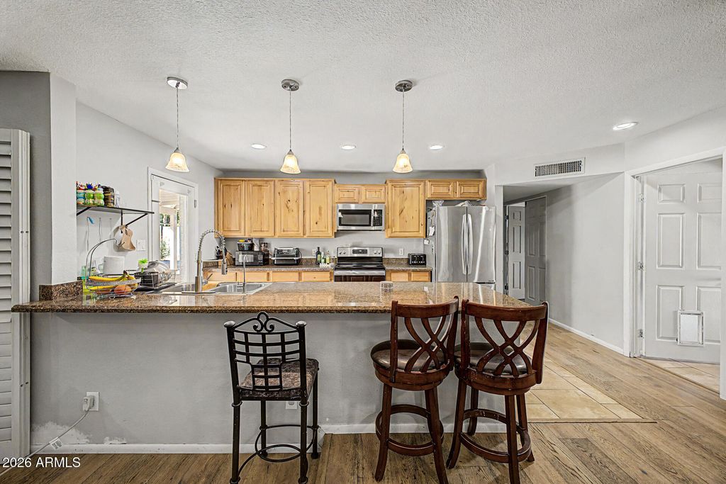 2914 W REDFIELD Road, Phoenix, AZ 85053 — photo 3