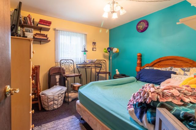 54090 Southwood Drive, Elkhart, IN 46514