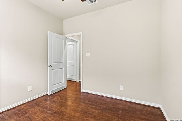 1951 Jamie Ln, New Braunfels, TX 78130