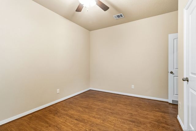 1951 Jamie Ln, New Braunfels, TX 78130