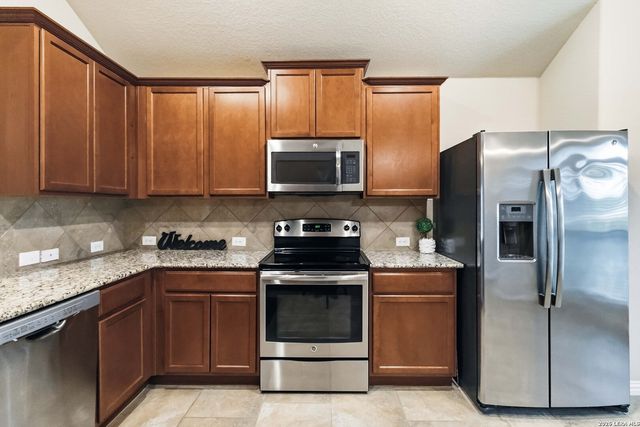 1951 Jamie Ln, New Braunfels, TX 78130