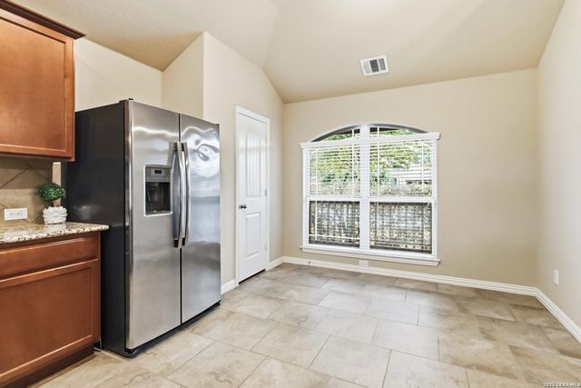1951 Jamie Ln, New Braunfels, TX 78130