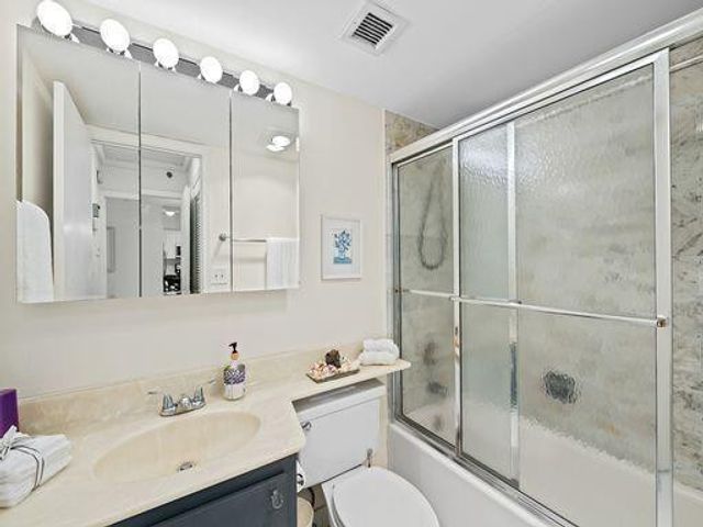 3221 S Ocean Boulevard 405, Highland Beach, FL 33487
