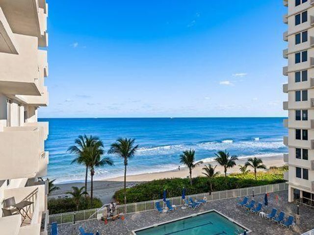 3221 S Ocean Boulevard 405, Highland Beach, FL 33487