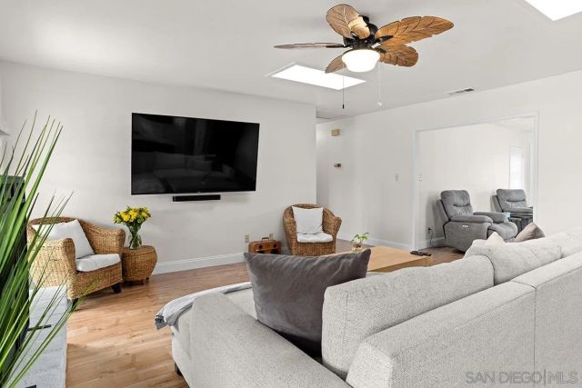 43860 Mandarin Drive, Hemet, CA 92544