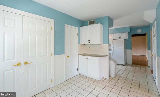 105 GRANDVIEW RD, Springfield, PA 19064