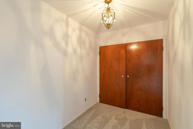 105 GRANDVIEW RD, Springfield, PA 19064