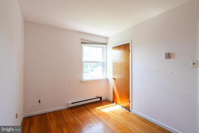 105 GRANDVIEW RD, Springfield, PA 19064