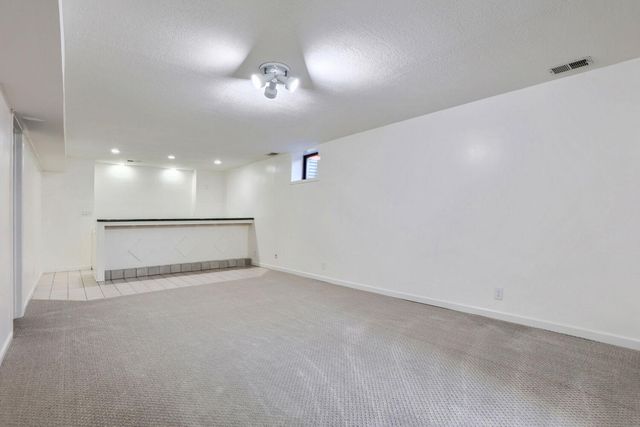 3597 Gershwin Court N, Oakdale, MN 55128