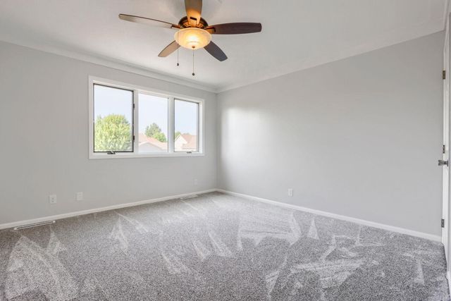 3597 Gershwin Court N, Oakdale, MN 55128