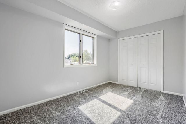 3597 Gershwin Court N, Oakdale, MN 55128