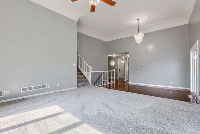 3597 Gershwin Court N, Oakdale, MN 55128