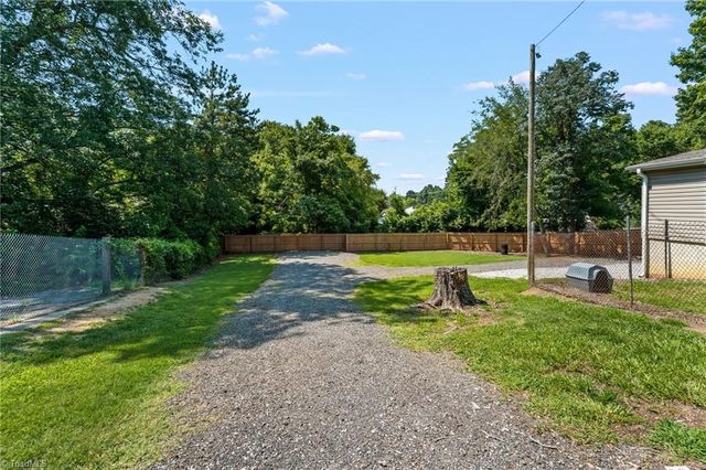 1004 Nathan Hunt Drive, High Point, NC 27260