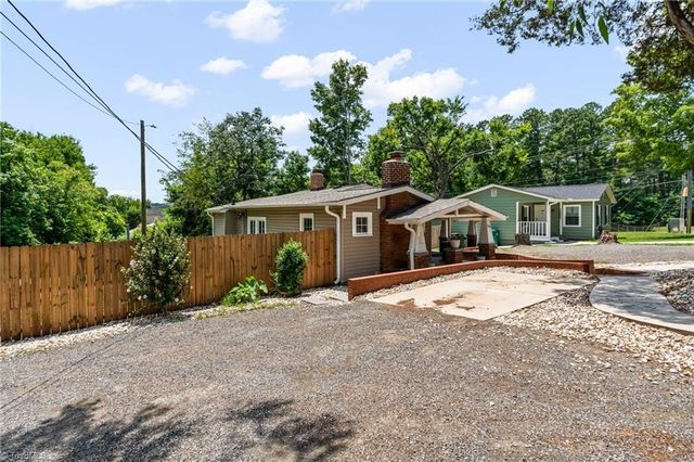 1004 Nathan Hunt Drive, High Point, NC 27260